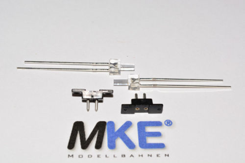 Artikel Bild: 2 Stück Märklin 259920 / E259920 BiPin- Sockel mit Tower- LED- Birne Set Digitalsockel