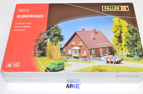 Artikel Bild: Faller H0 130216 Wohnhaus / Haus / Klinkerhaus Bausatz NEU in OVP