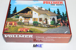 Artikel Bild: Vollmer 9251 49251 Haus Wiesengrund Alpen Bausatz