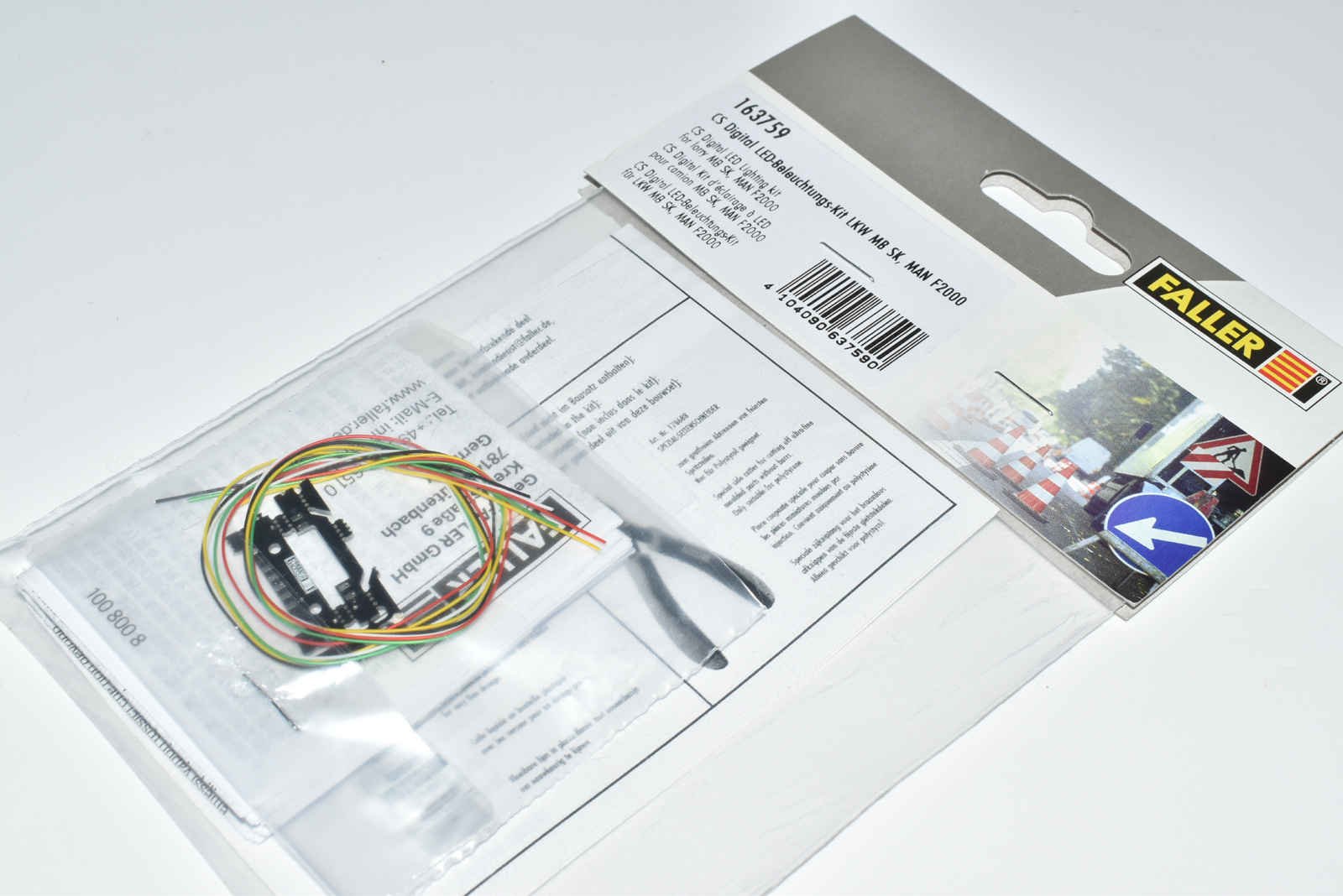 Artikel Bild: Faller 163759 Car System Digtial LED-Beleuchtungs-Kit für LKW MB SK, F2000