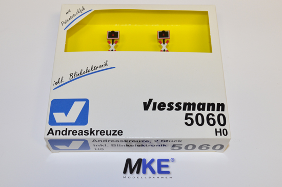 Viessmann 5060 Andreaskreuze mit Blinkelektronik, 2 Stück 